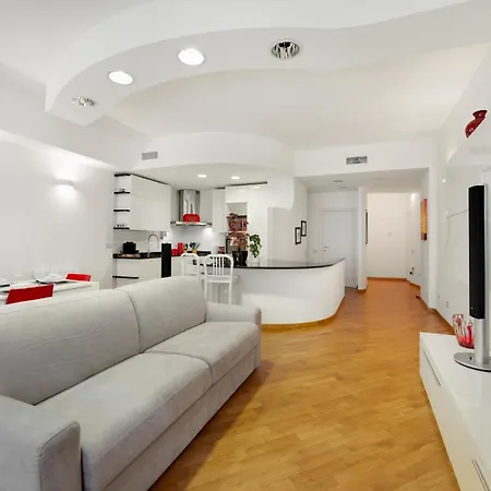 Apartamento Garage Privato Gratuito - 600 Metri Duomo