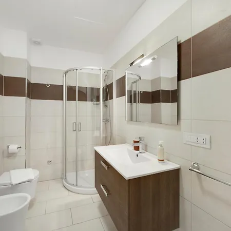 Appartamento Garage Privato Gratuito - 600 Metri Duomo *